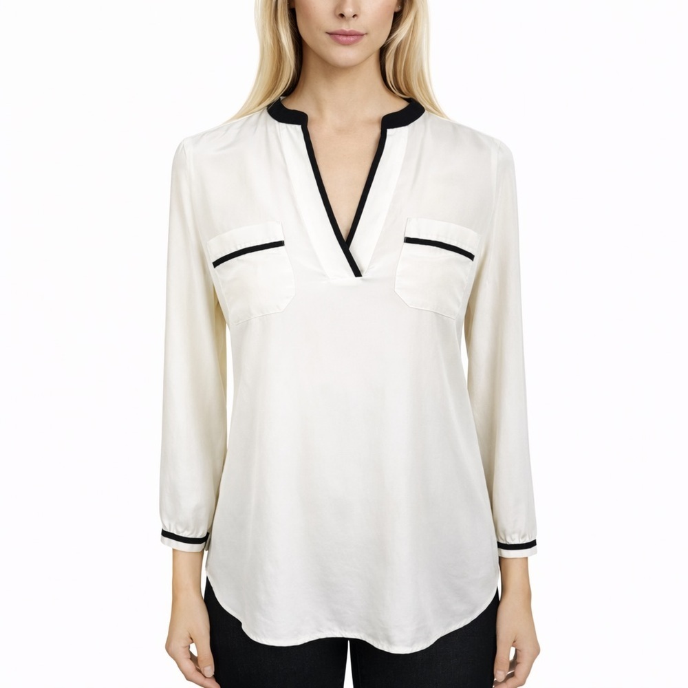 Tory Burch Ivory & Black Silk Blouse Split V-Neck Flowly Career Chic Size M